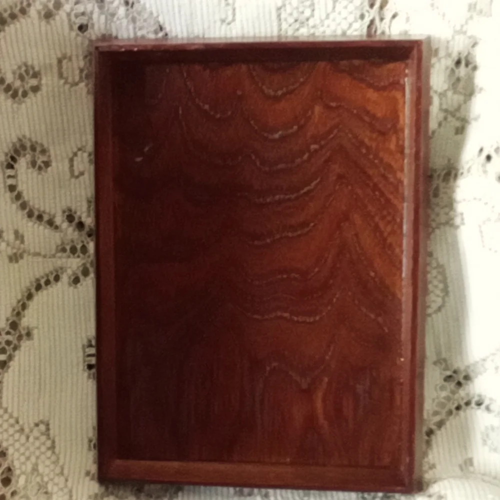 Beautiful oriental wood grain gold leaf box